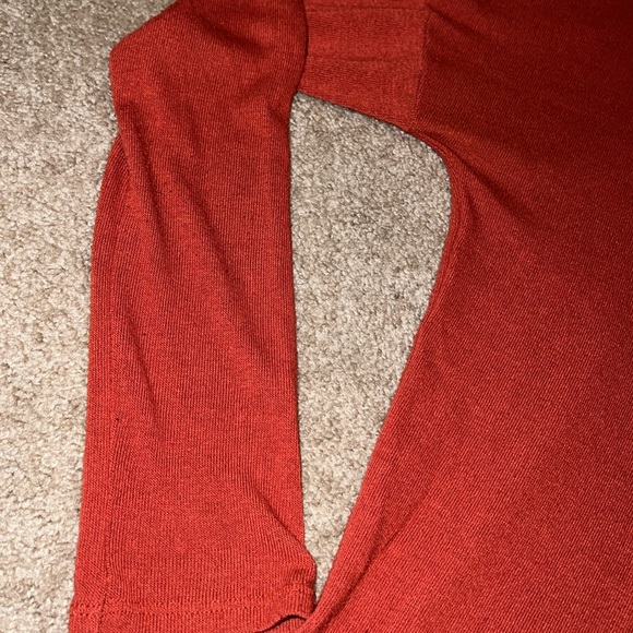 Forever 21 Boxy Lightweight Long Sleeve - Picture 6 of 7